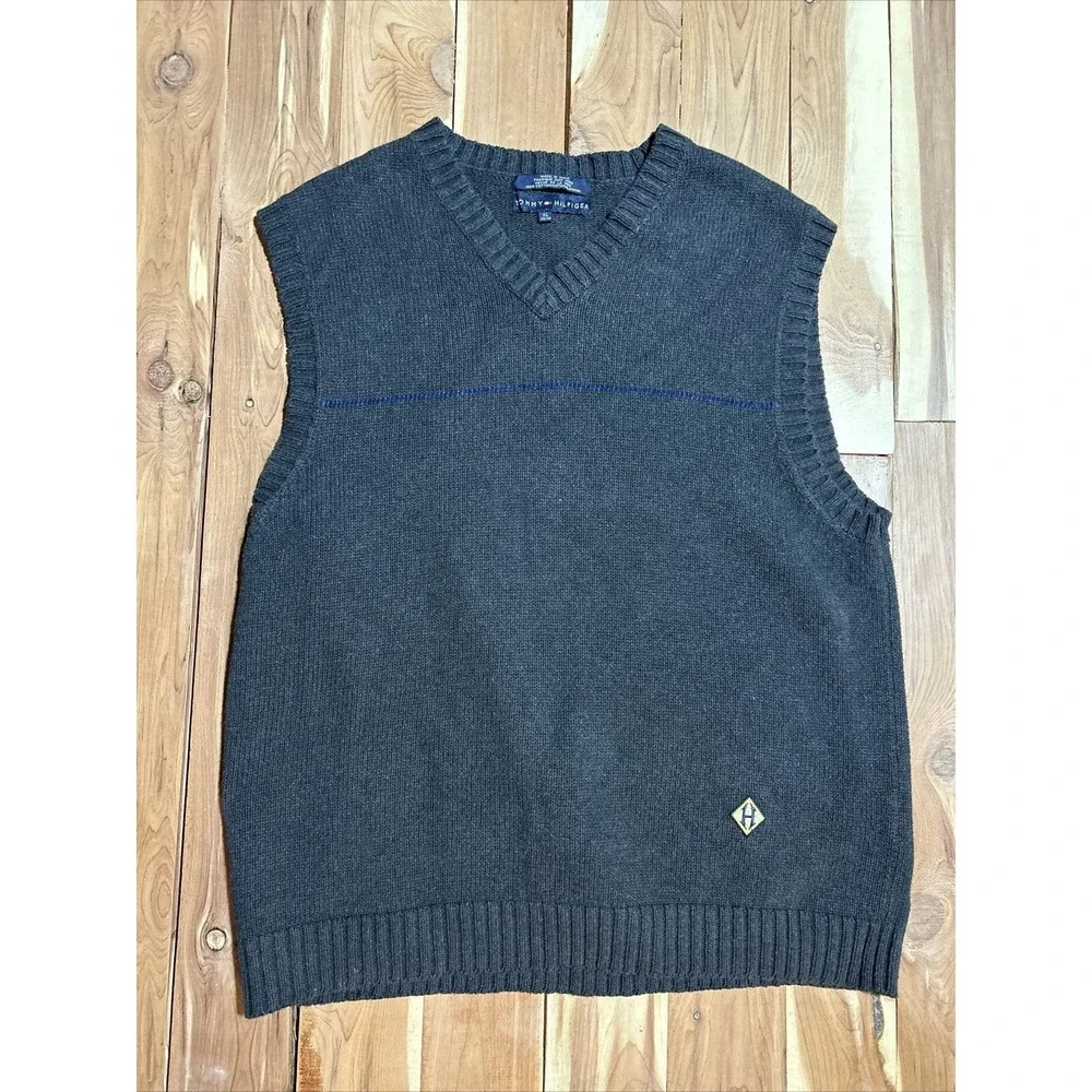 Tommy Hilfiger Mens Grey Pullover W/ Blue Str V Neck Sweater Vest - Size XL EUC - Picture 1 of 7